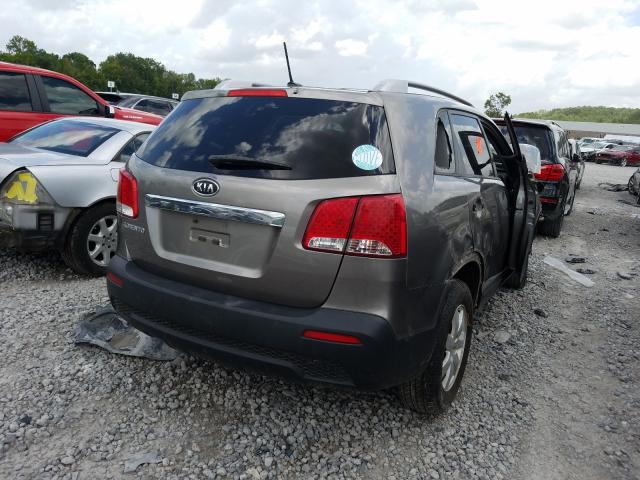 Photo 3 VIN: 5XYKT4A28DG368417 - KIA SORENTO LX 