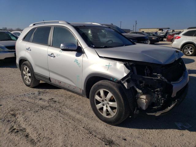 Photo 3 VIN: 5XYKT4A28DG374072 - KIA SORENTO LX 