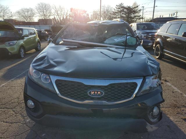 Photo 4 VIN: 5XYKT4A29BG062971 - KIA SORENTO 