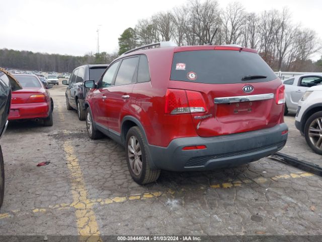 Photo 2 VIN: 5XYKT4A29BG065479 - KIA SORENTO 