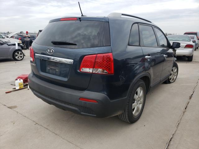 Photo 3 VIN: 5XYKT4A29CG218556 - KIA SORENTO 