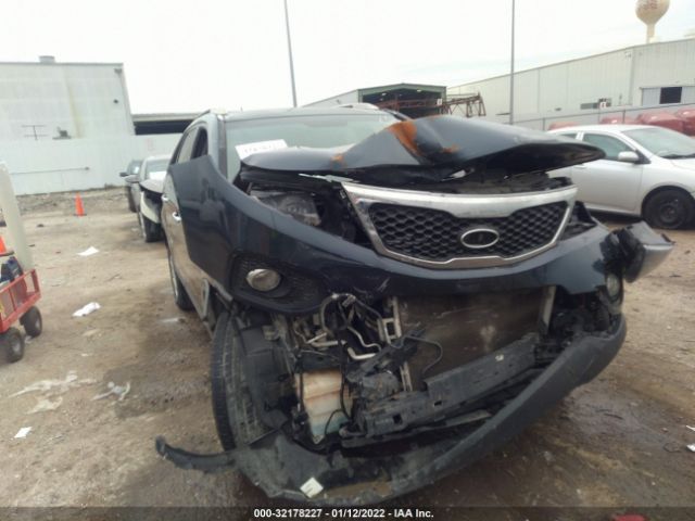 Photo 5 VIN: 5XYKT4A29CG218556 - KIA SORENTO 