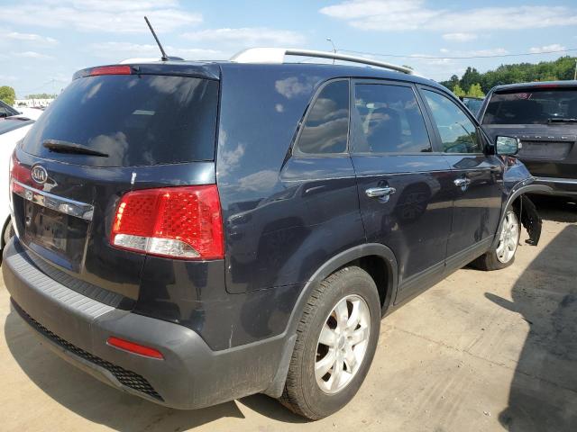 Photo 3 VIN: 5XYKT4A29DG322837 - KIA SORENTO LX 