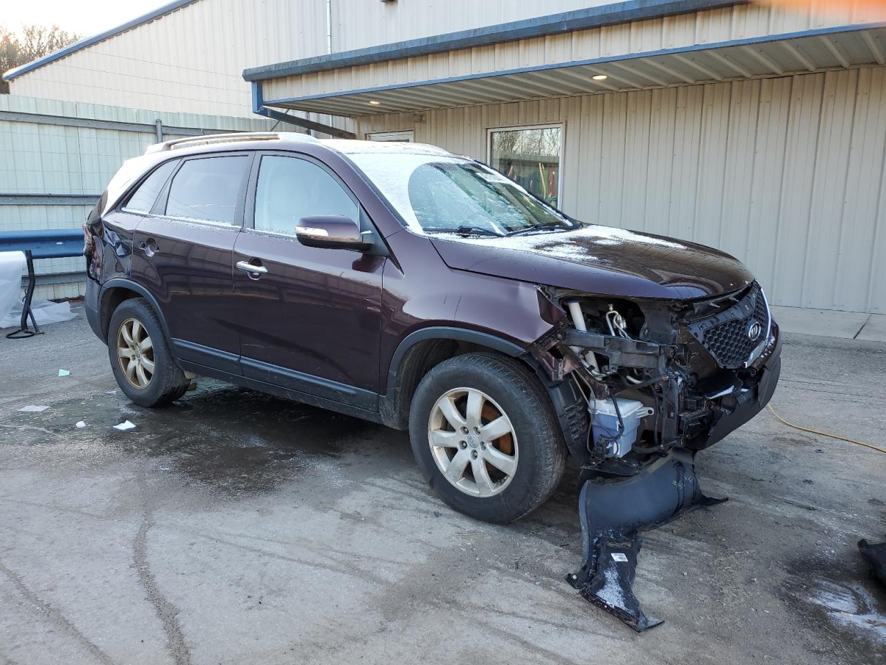 Photo 3 VIN: 5XYKT4A29DG322935 - KIA SORENTO 