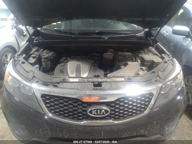 Photo 9 VIN: 5XYKT4A29DG403563 - KIA SORENTO 