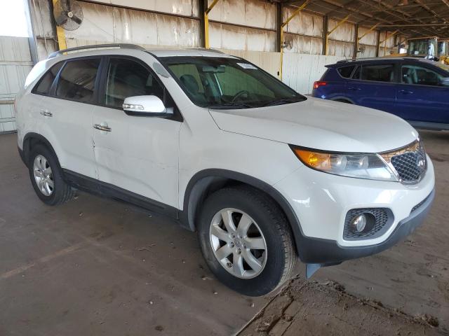 Photo 3 VIN: 5XYKT4A29DG421402 - KIA SORENTO LX 