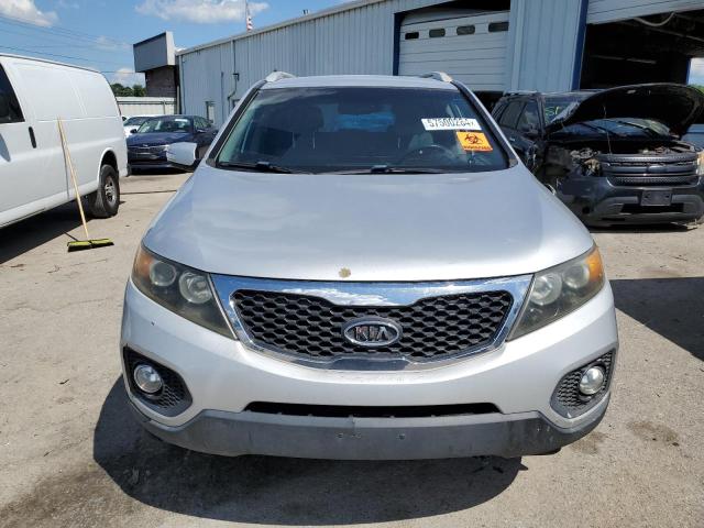 Photo 4 VIN: 5XYKT4A2XBG071310 - KIA SORENTO 