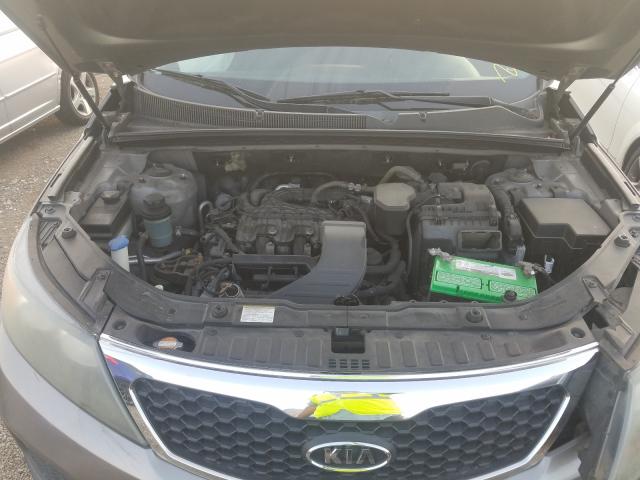 Photo 6 VIN: 5XYKT4A2XBG113801 - KIA SORENTO BA 