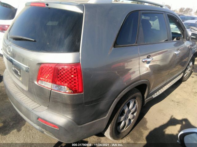 Photo 3 VIN: 5XYKT4A2XBG158320 - KIA SORENTO 