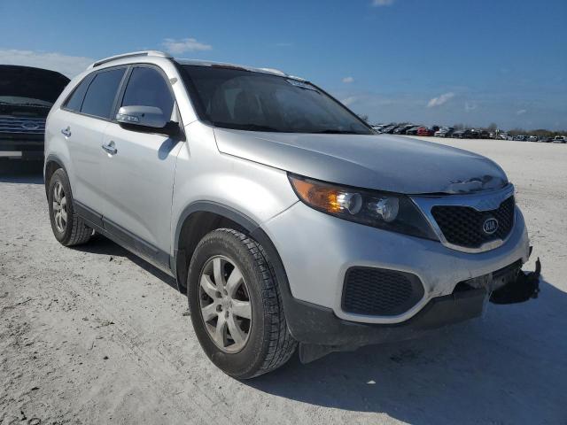 Photo 3 VIN: 5XYKT4A2XDG323138 - KIA SORENTO 