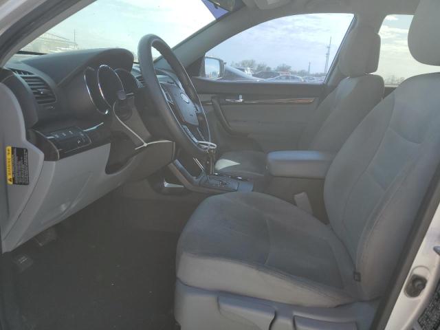 Photo 6 VIN: 5XYKT4A2XDG323138 - KIA SORENTO 