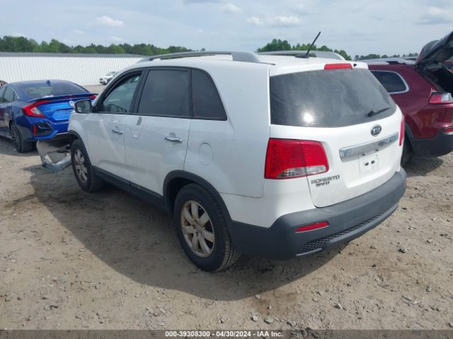 Photo 2 VIN: 5XYKT4A2XDG328081 - KIA SORENTO 