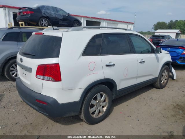 Photo 3 VIN: 5XYKT4A2XDG328081 - KIA SORENTO 