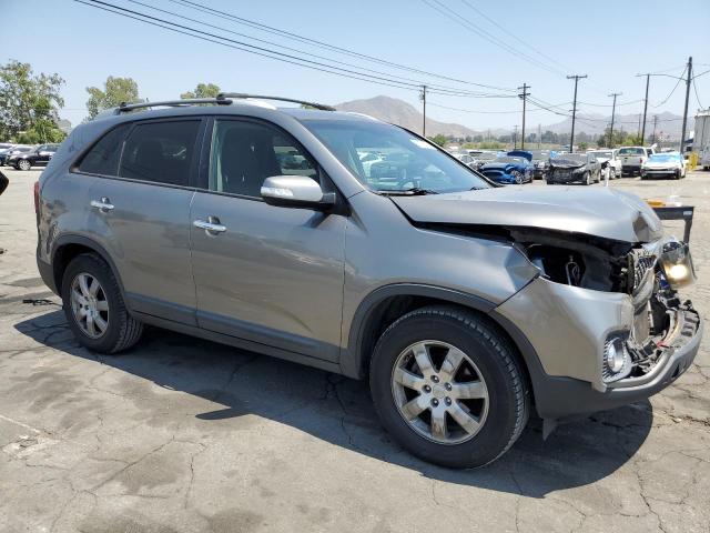 Photo 3 VIN: 5XYKT4A2XDG330669 - KIA SORENTO 