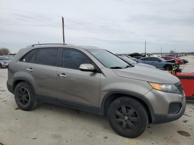 Photo 3 VIN: 5XYKT4A2XDG388376 - KIA SORENTO 