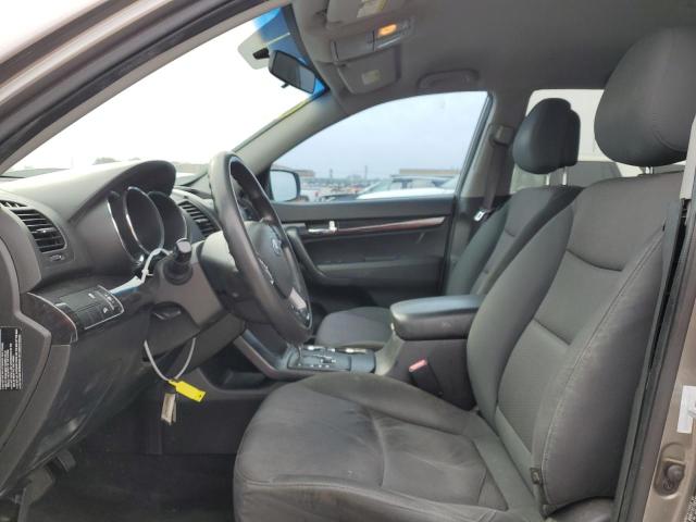 Photo 6 VIN: 5XYKT4A2XDG388376 - KIA SORENTO 