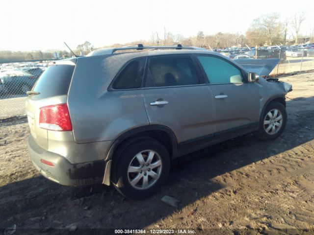 Photo 3 VIN: 5XYKT4A60CG212874 - KIA SORENTO 