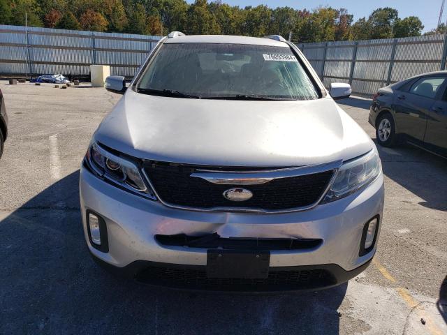 Photo 4 VIN: 5XYKT4A60EG512806 - KIA SORENTO LX 