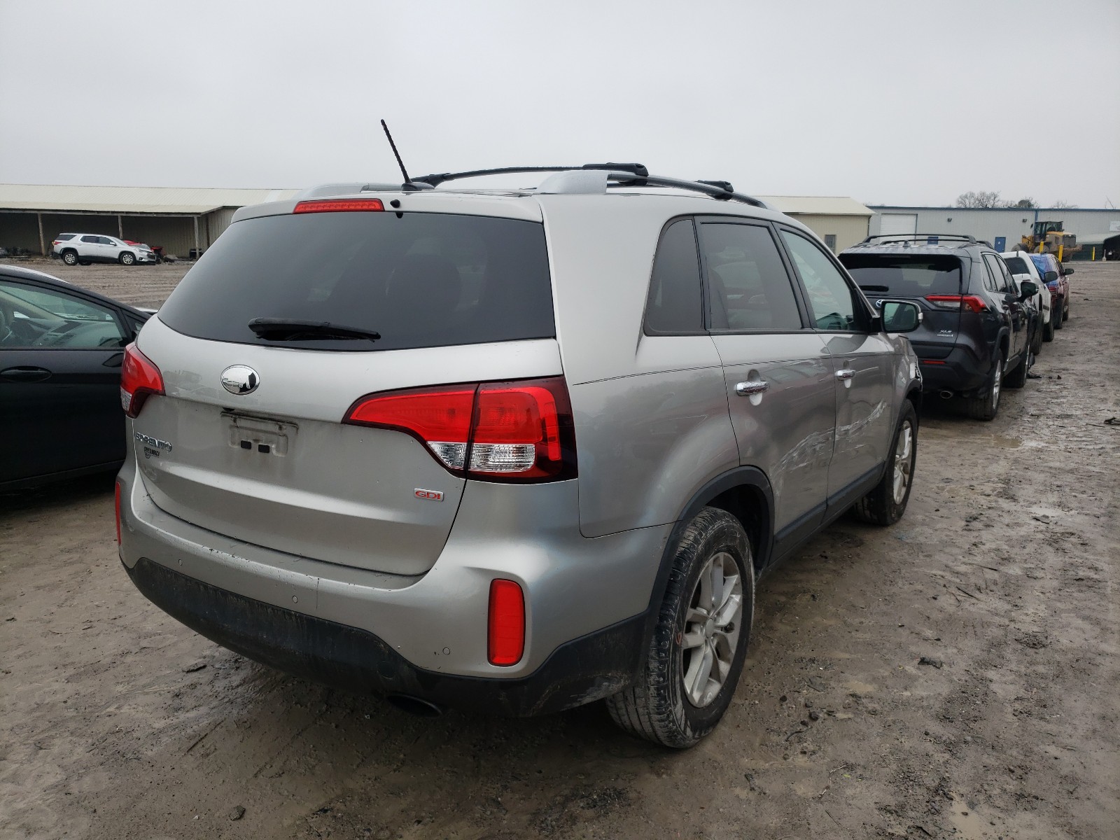 Photo 3 VIN: 5XYKT4A60EG533414 - KIA SORENTO LX 