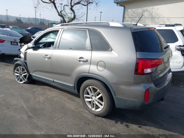 Photo 2 VIN: 5XYKT4A60FG626015 - KIA SORENTO 