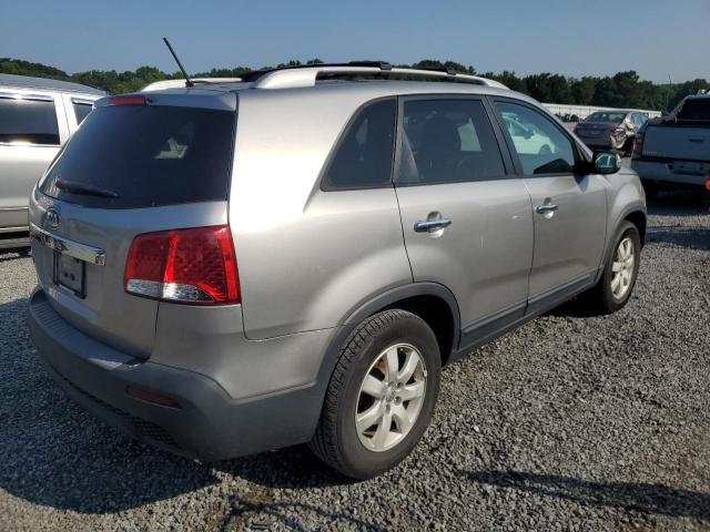 Photo 2 VIN: 5XYKT4A61DG412647 - KIA SORENTO LX 