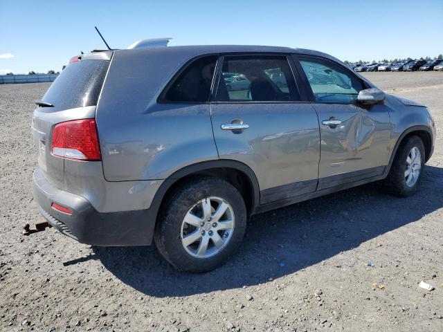 Photo 2 VIN: 5XYKT4A61DG413426 - KIA SORENTO 