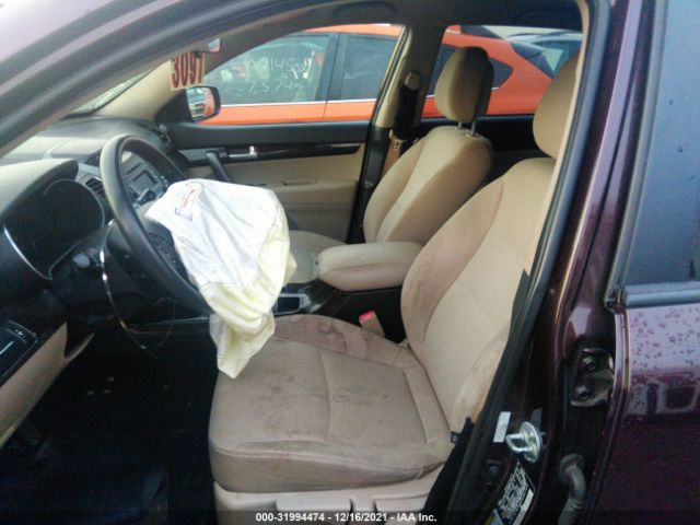 Photo 4 VIN: 5XYKT4A61EG427456 - KIA SORENTO 