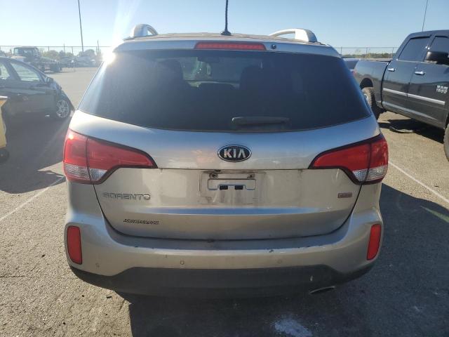 Photo 5 VIN: 5XYKT4A61EG435766 - KIA SORENTO LX 