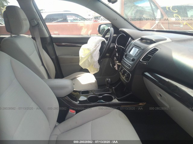 Photo 4 VIN: 5XYKT4A61EG482036 - KIA SORENTO 