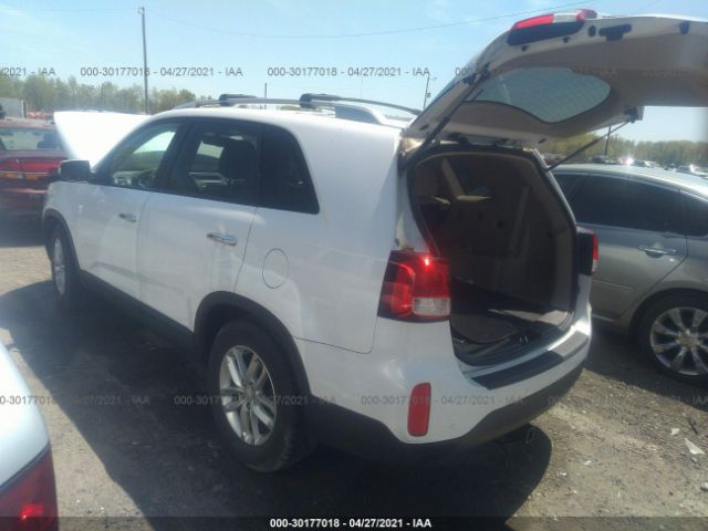 Photo 2 VIN: 5XYKT4A61EG516525 - KIA SORENTO 