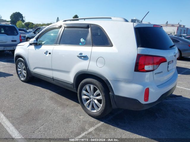 Photo 2 VIN: 5XYKT4A61EG527959 - KIA SORENTO 