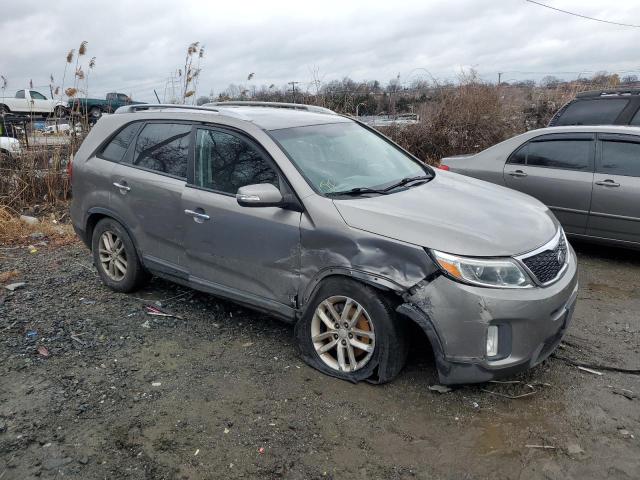 Photo 3 VIN: 5XYKT4A61FG553740 - KIA SORENTO LX 