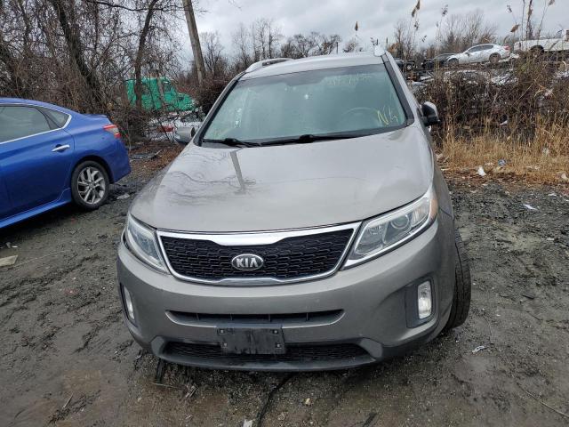 Photo 4 VIN: 5XYKT4A61FG553740 - KIA SORENTO LX 