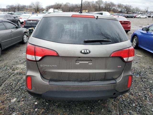 Photo 5 VIN: 5XYKT4A61FG553740 - KIA SORENTO LX 