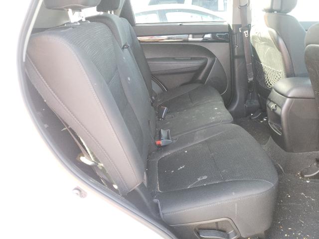 Photo 5 VIN: 5XYKT4A61FG593705 - KIA SORENTO LX 