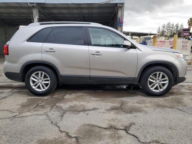 Photo 12 VIN: 5XYKT4A61FG616190 - KIA SORENTO LX 