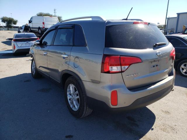 Photo 2 VIN: 5XYKT4A61FG623480 - KIA SORENTO LX 