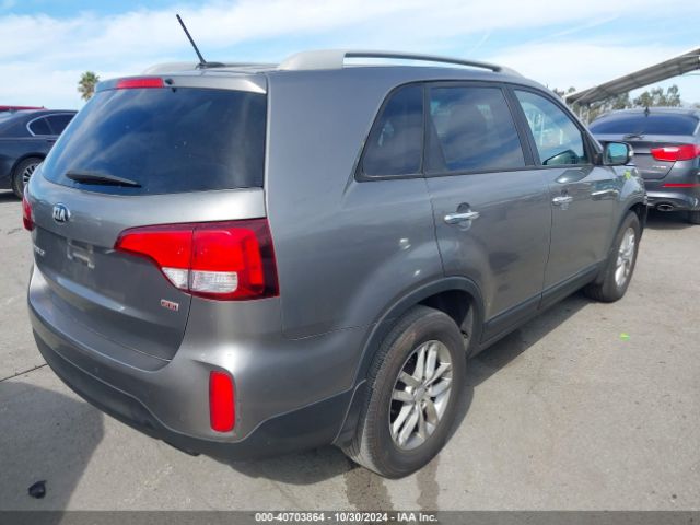 Photo 3 VIN: 5XYKT4A61FG634026 - KIA SORENTO 