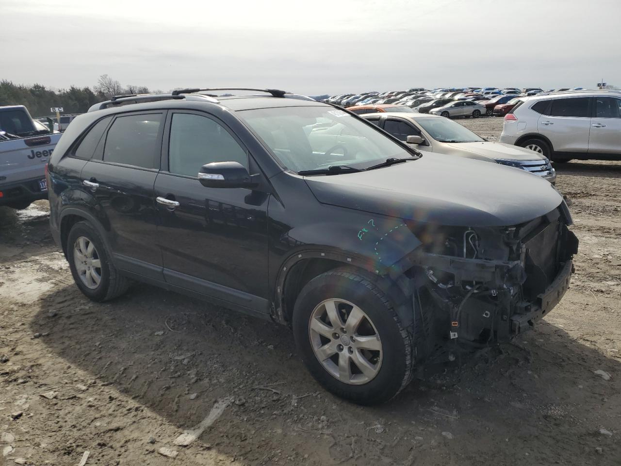 Photo 3 VIN: 5XYKT4A62DG325338 - KIA SORENTO 