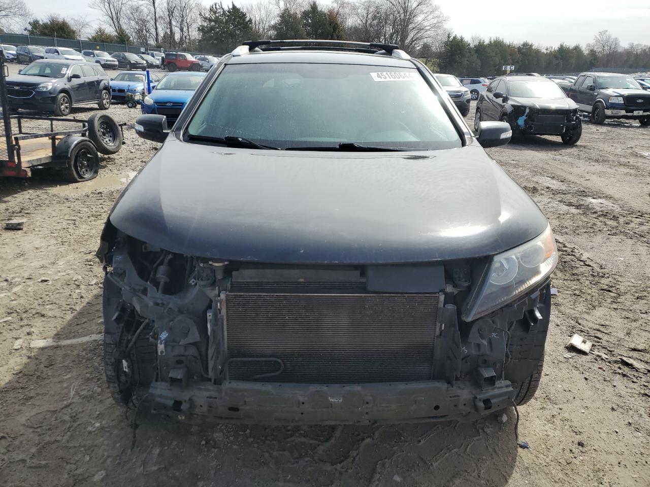 Photo 4 VIN: 5XYKT4A62DG325338 - KIA SORENTO 