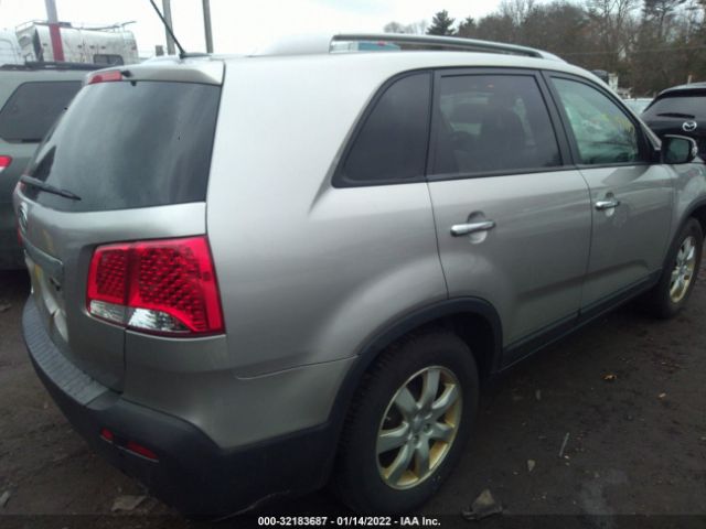 Photo 3 VIN: 5XYKT4A62DG355732 - KIA SORENTO 