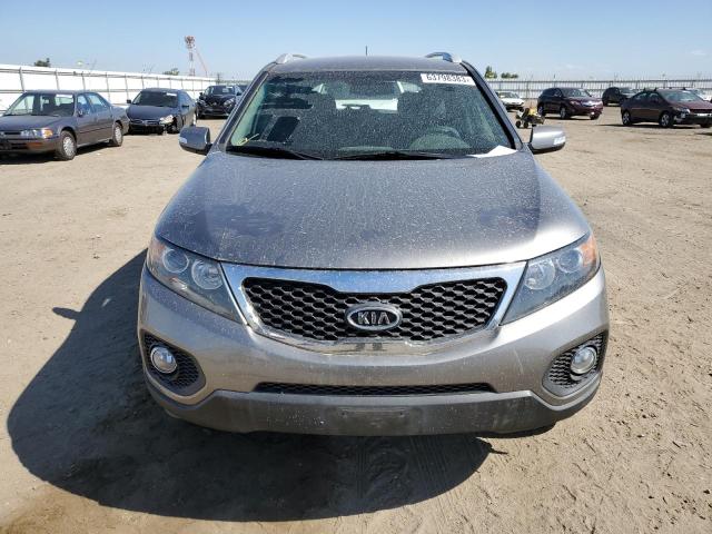 Photo 4 VIN: 5XYKT4A62DG364348 - KIA SORENTO LX 