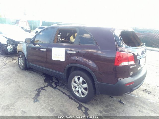 Photo 2 VIN: 5XYKT4A62DG381957 - KIA SORENTO 