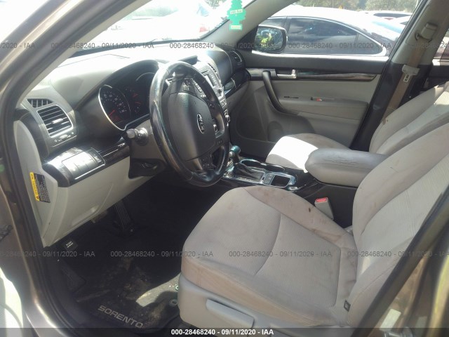 Photo 4 VIN: 5XYKT4A62EG436621 - KIA SORENTO 