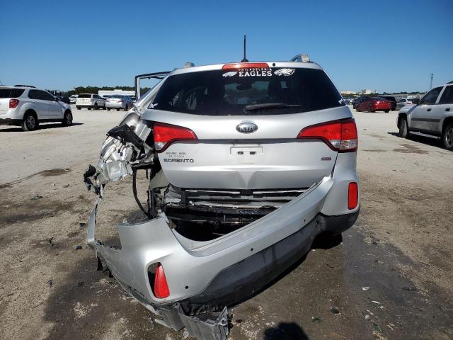 Photo 5 VIN: 5XYKT4A62EG482725 - KIA SORENTO LX 