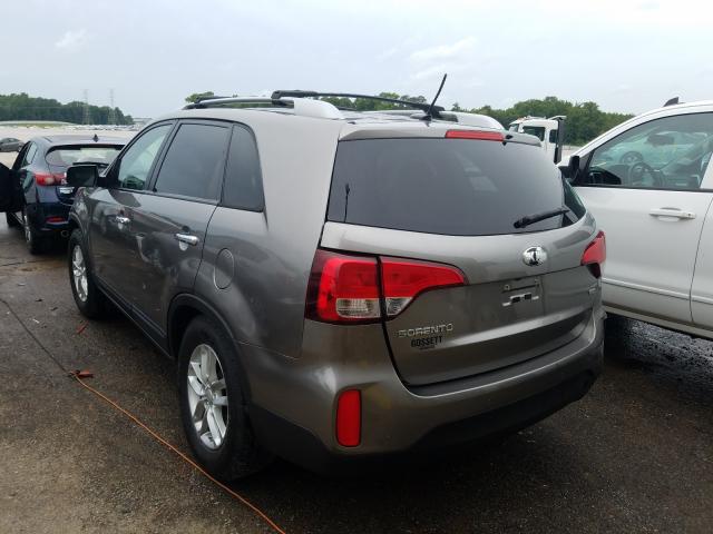 Photo 2 VIN: 5XYKT4A62EG513665 - KIA SORENTO LX 