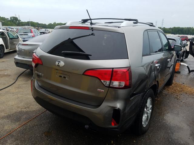 Photo 3 VIN: 5XYKT4A62EG513665 - KIA SORENTO LX 