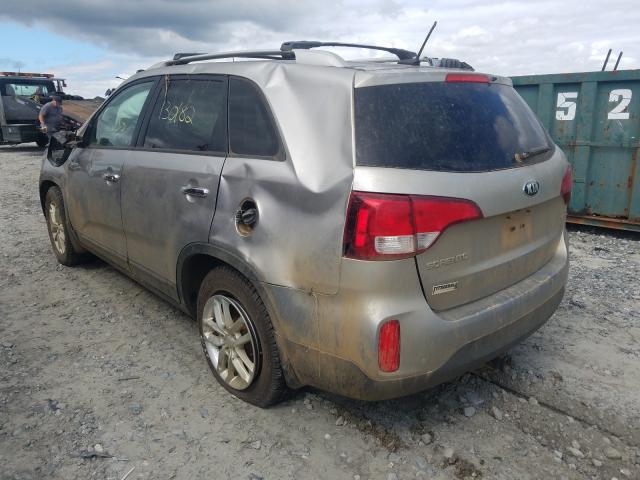 Photo 2 VIN: 5XYKT4A62FG605246 - KIA SORENTO LX 