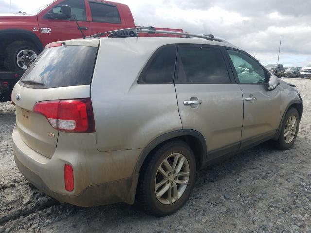 Photo 3 VIN: 5XYKT4A62FG605246 - KIA SORENTO LX 