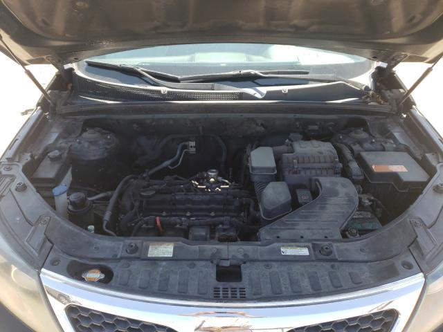 Photo 6 VIN: 5XYKT4A63DG318463 - KIA SORENTO LX 